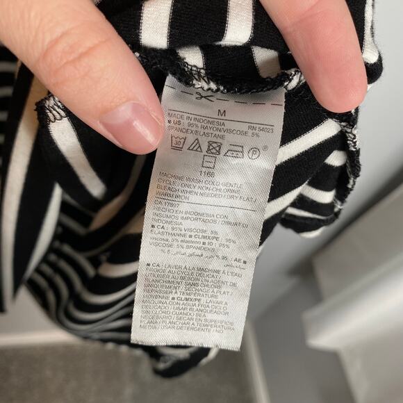 Old Navy Striped Long Sleeve Dress LAST CALL - Picture 3 of 4
